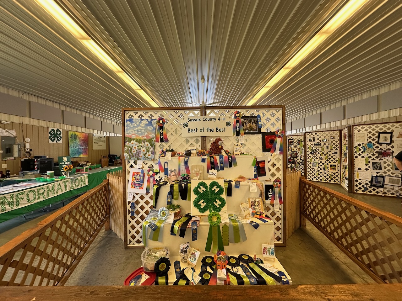 4H exhibit on display.