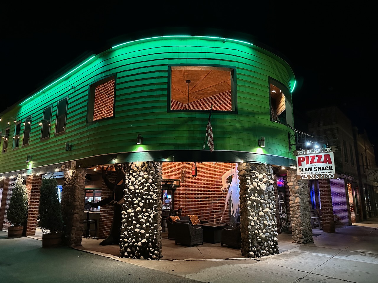 Exterior of Tony Harper's restaurant.