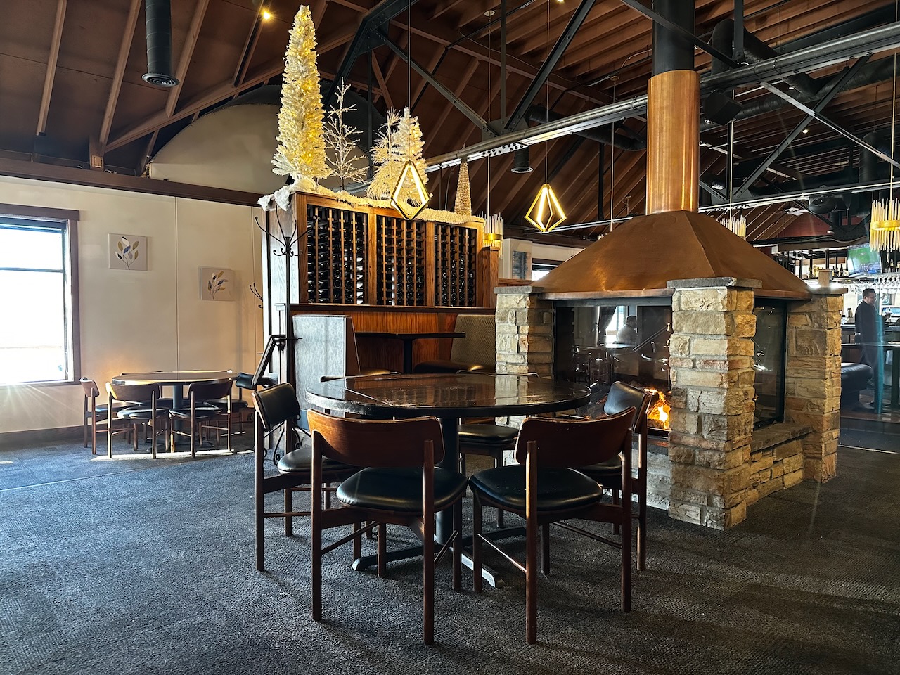 Interior of Pier 500 restaurant.