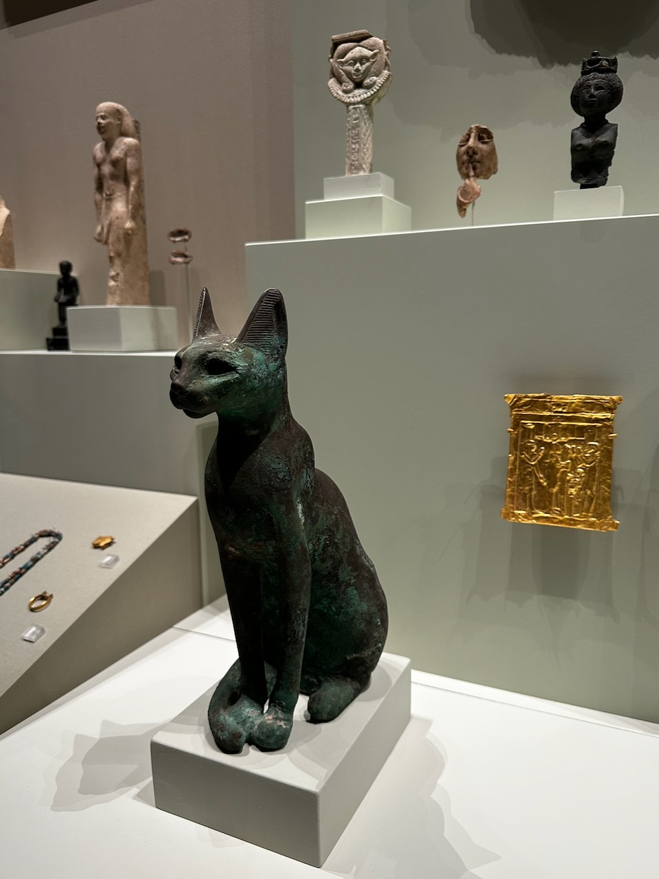 Bronze statue of Bastet as a cat